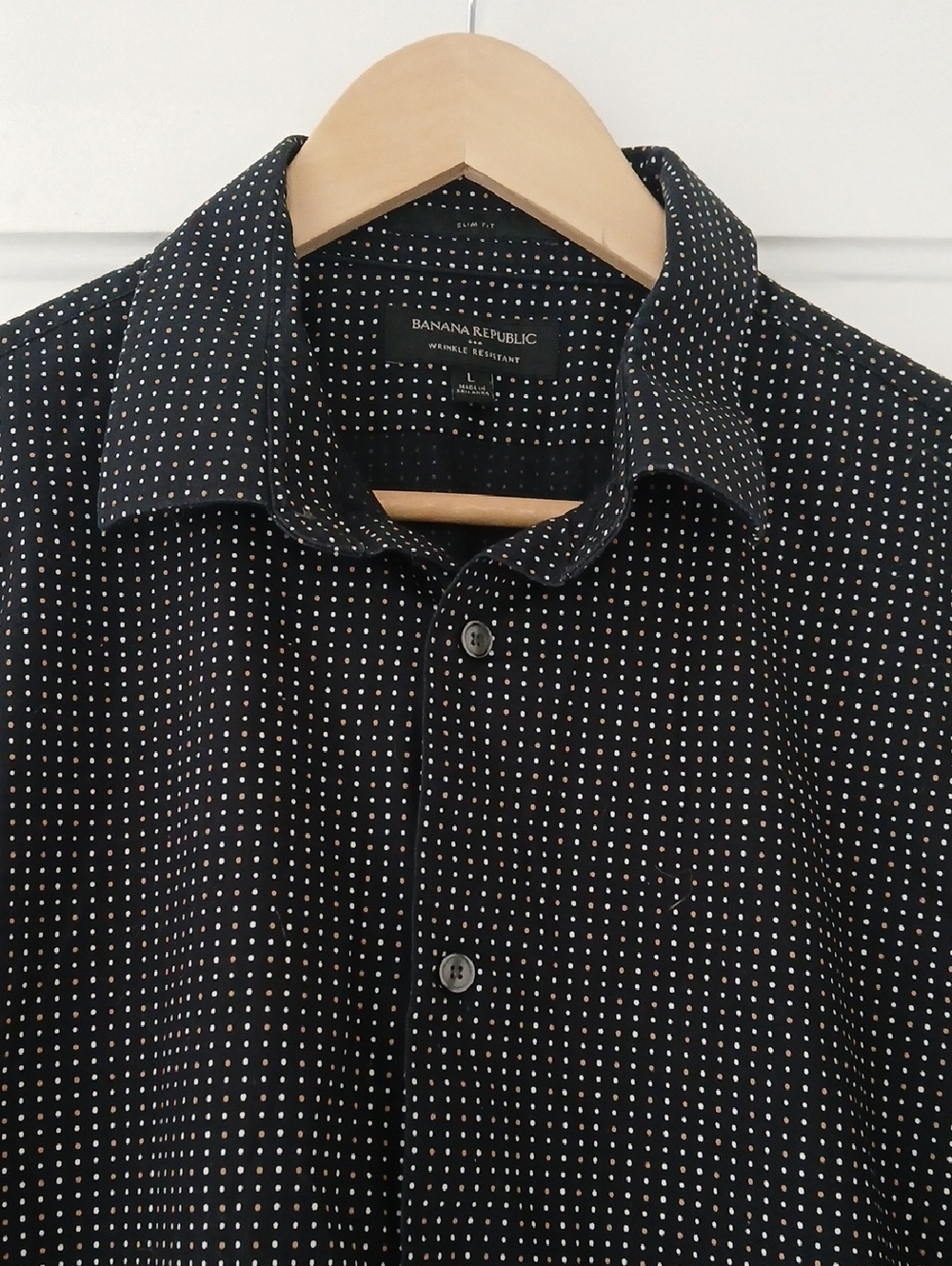Banana Republic Black Button-Down Shirt with White Brown Microdot Pattern Large